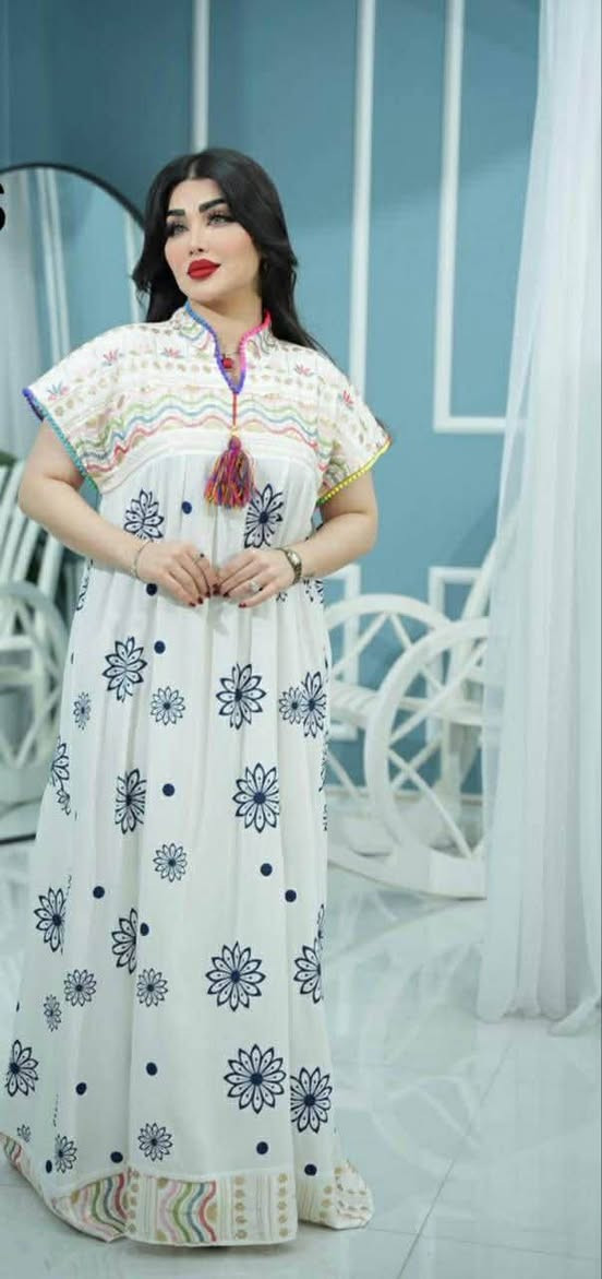 جلابيات موديل كويتي متوفر بثلاث موديلات 
جمال ونزاكة 
العدد محدود 
للطلب دايركت،🌺🌺


**إذا كنت صاحب هذا الإعلان وتريد حذفه لأي سبب، رجاءا أرسل رسالة إلى الدعم الفني**