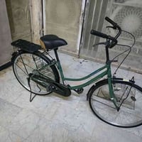 اخوان بايسكل بناتي حجم 26 للبيع بايسكل نضيف بي كشن طبي وكاسحه خلفيه ال...