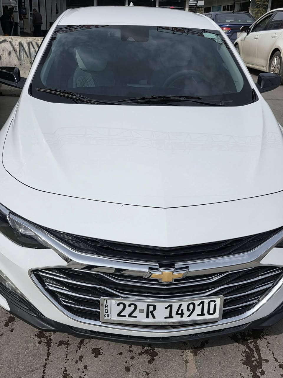 ماليبو 23 LT
حادث امريكا مرفق بالصوره 
السياره ماشيه 71km 
1500T محرك 
رادر مرايه جانبي 
كامره خلفي 
شاشه بلادي 
حساس خلفي 
داخل مخمل 
كامله مكمله السياره 
السعر ١٣٥ وبيه مجال 
***********
عنواني بغداد
