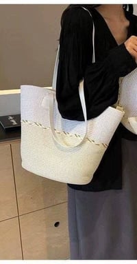 ٦ قطع • ٥ قبعات • توصيل مجاني