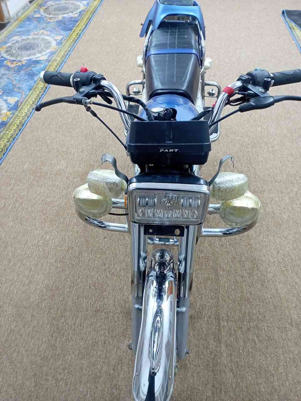 دراجه بارت مديل 23جديده ما مفتوحة السعر مليون وبيهه مجال الشراي مكاني الناصريه ازديناويه قرب المركز متواجد على الفيس وهاذه رقمي ***********
