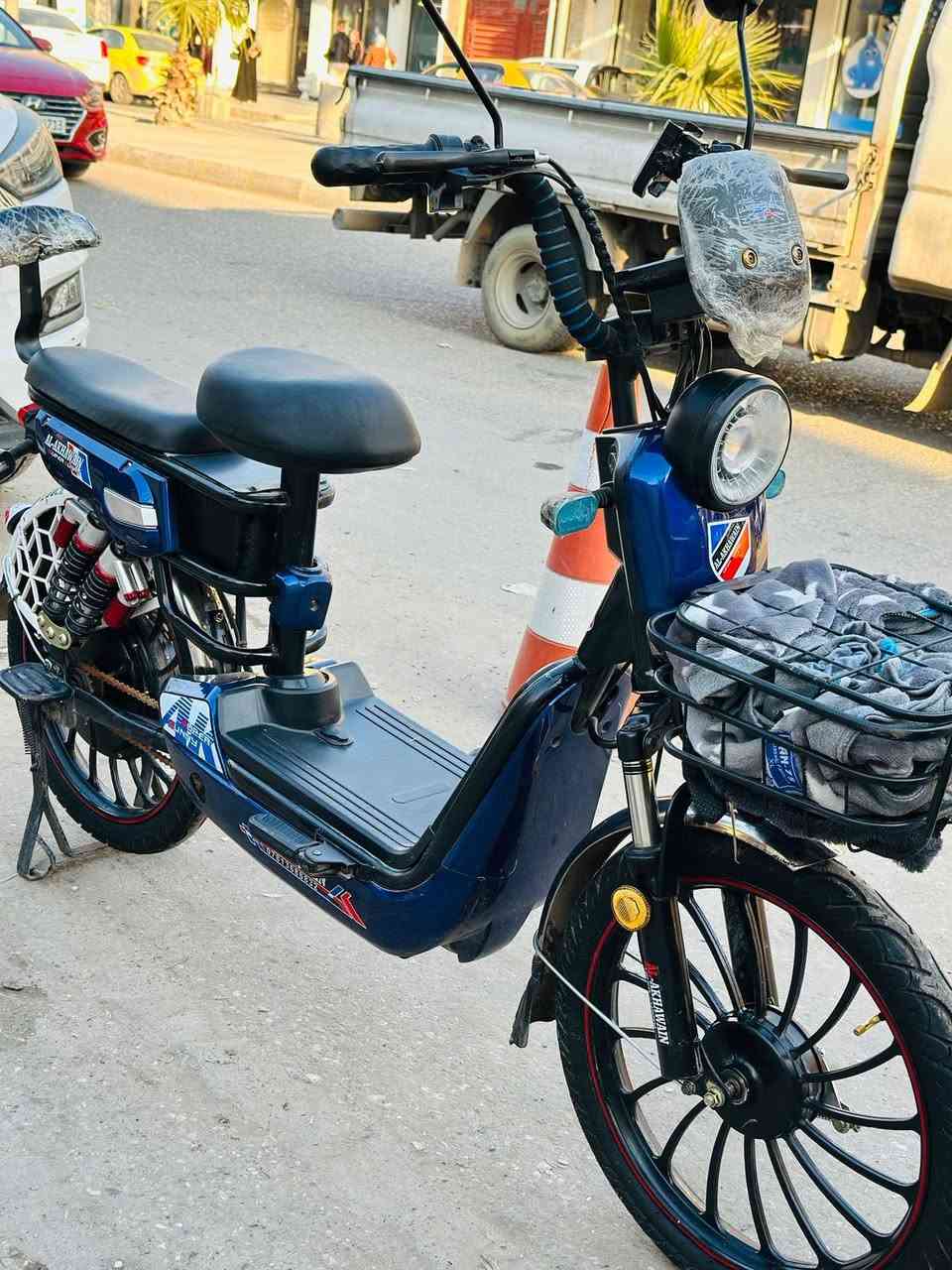 سلام عليكم موتور شحن البيع فول  نظيف بطاريات   جداد مبدلين 2025 تشغيل سويت تشغيل بصمة عن بعد والسعر 375  وفي مجال بسيط الهيبة تواصل على هذا الرقم *********** ‏
