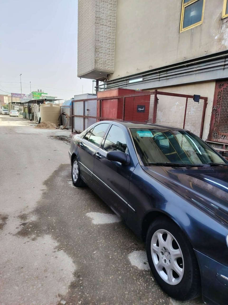يا الله السلام عليكم مارسدس غواص ٢٠٠٢ قرار ٤٨ كامله مكمله عوزه بس كمرك سياره جديده وكامله بس جراد كفاله ضربه وصبغ السعر ٦٠ وبيه مجال سياره جديده وحلوه ***********
