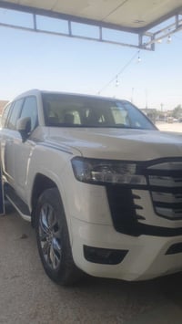 الندكروز موديل ٢٢ساز ماشيه 19لف سياره مكفوله سونارموجود رقم بغداد ساس ...