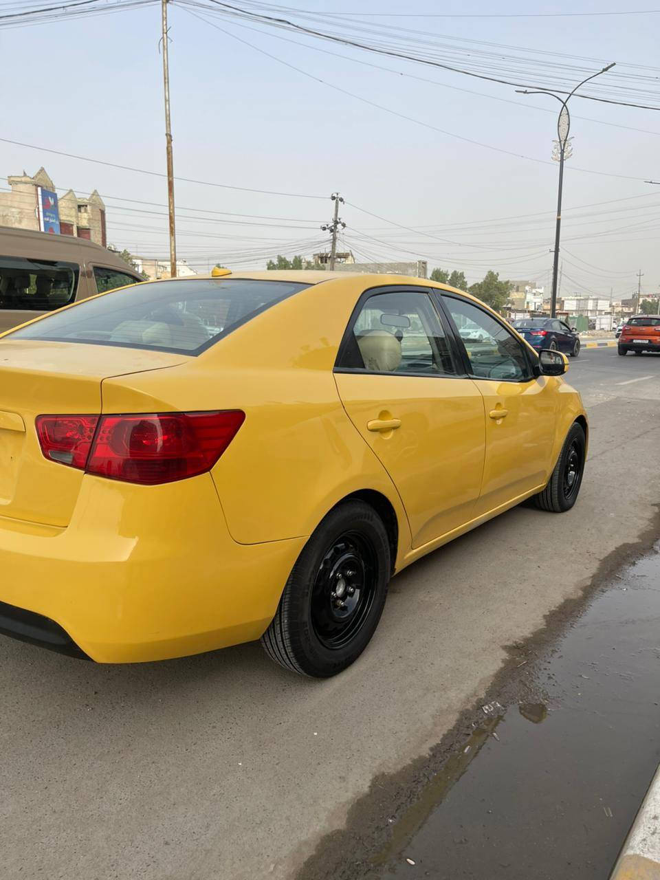 السلام عليكم، فورتي ٢٠١٠ تفاصيل بنيد مبدل بدون دواخل وطخة خلفية بلحوض على كد شبر حادث امريكا. السعر ٨٧ وبيهه مجال عنوان بغداد الكمالية هـ ***********
