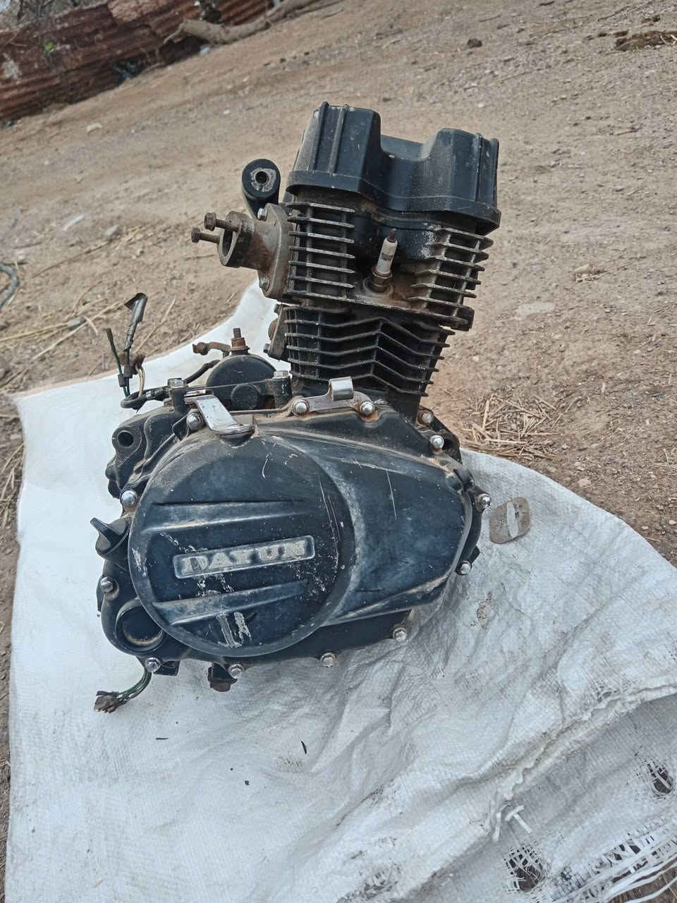 سلام عليكم للبيع محرك فيومه ومحرك بانده  نضيفات بدون شرك مكاني كوت ناحية شيخ سعد  انتصل ***********
