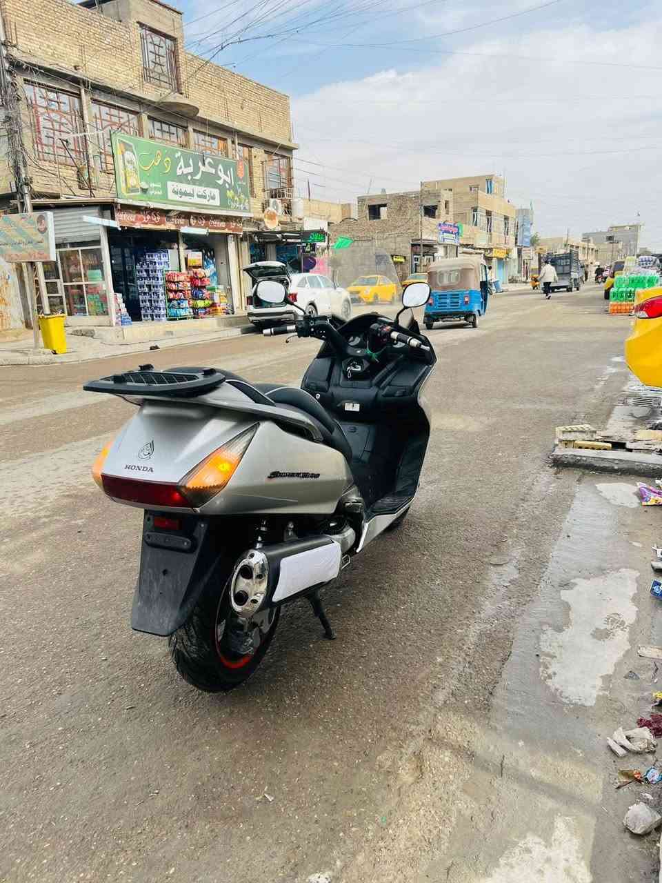 سلام عليكم دراجه سلفر ونج ٤٠٠ مكينه مكفوله الكفر كدام عينك نضيف مكاني بغداد الشماعيه ***********
