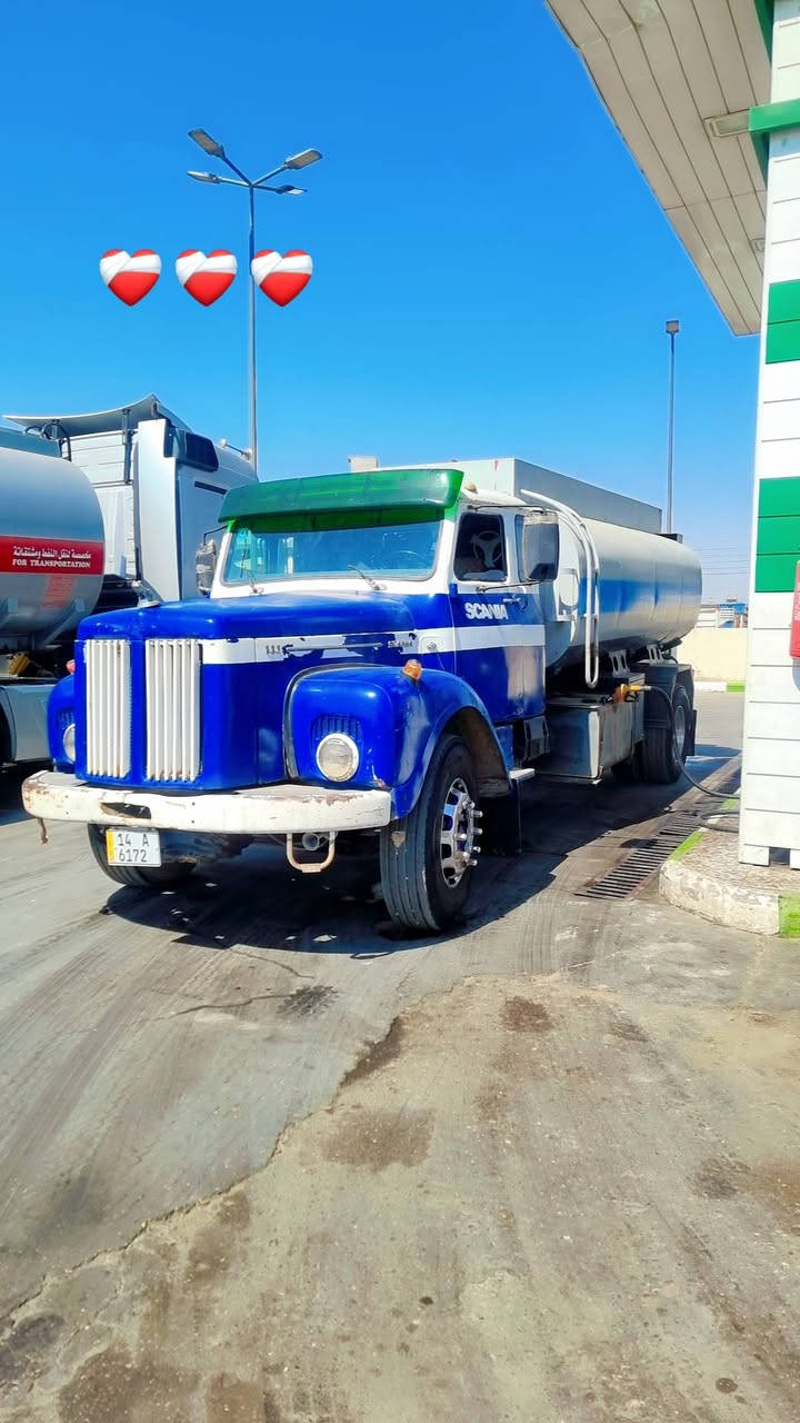 سلام عليكم
للبيع سكانيه 111
بل سنويه تنكر 
رقم نكليزي بصره 
محرك سوبر جديد 
سياره جاهز الشغل
مكان بغداد السياحي 
***********
***********
