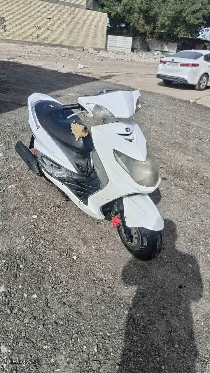 سلام عليكم
سكنس فحل
مكفوله
دبلات جدد
زوج تايرات جدد
صينيه رياضي
وكلجات رياضي
دراجه كلش حلوه واحله من الصور
سعرها 525وبيها مجال
بغداد الغزاليه
***********
***********
