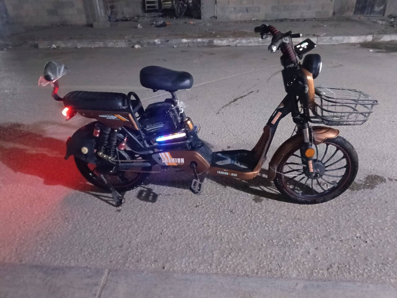 للبيع دراجه موديل 25 فؤل شرط الفحص سعر 270 حجم 20 كربلاء حي البلديه ***********
