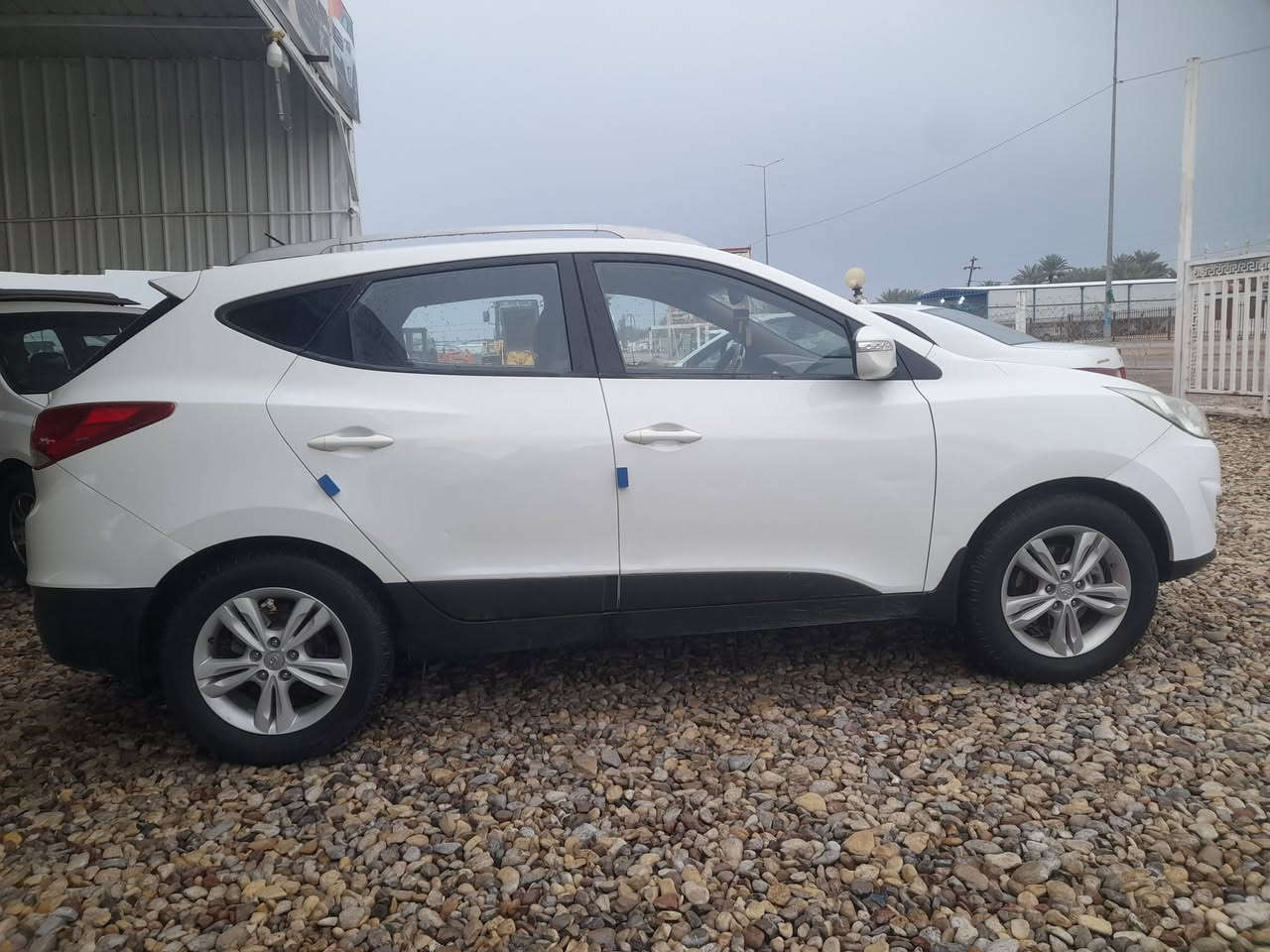 السلام عليكم للبيع توسان موديل ٢٠١٢ رقم بابل مشروع وطني خليجي السياره مكفوله من الضربه مكينه كير صدر تخم تاير دوشمه تبريد كله جديد مال جناي سياره جديده معنه الكلمه الستفسار ***********
