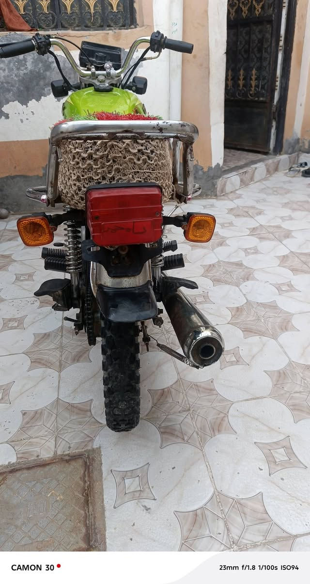 سلام عليكم درجة سفانه البيع وراق صولي موديل 20 كهربيات شاير شغلات دشبول كلشي كاملة +مكينه نضيفة درجة حلوه كله جديد طلع بيه وين ماتريد سعر 350بيه مجال الطيبين  سبب البيع محتاج + مو شراي لا يتعبني رجاهن  العنوان بابل قضاء القاسم رقم ***********
