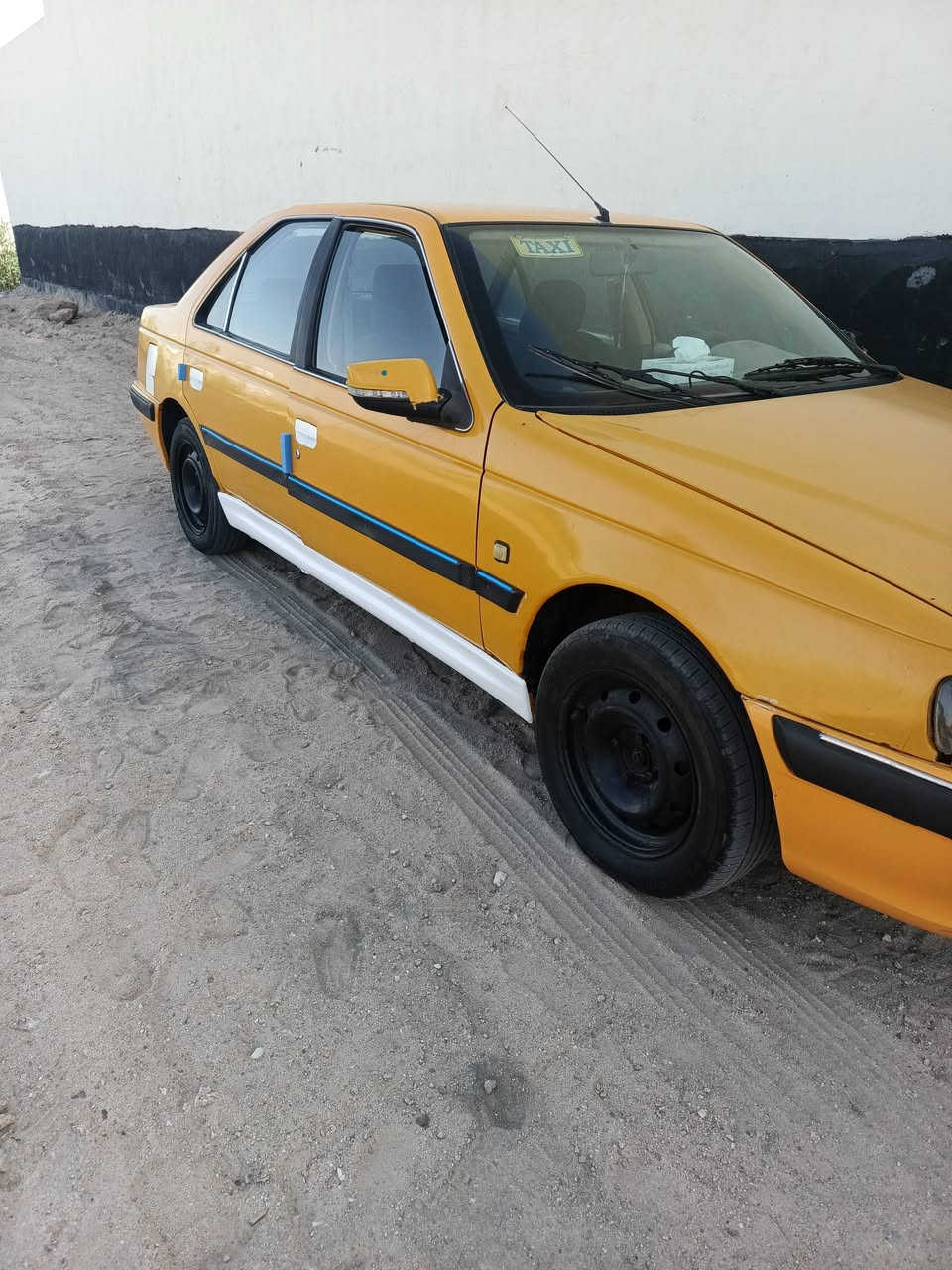 السلام عليكم بيجو بارص موديل ٢٠١٨ متومه بغداد وجاهزه كير مكينه تبريد تدفئه حداده السياره فايتها تسجيل والسعر ٣٢ وبيها مجال قليل باقي التفاصيل خاص


**إذا كنت صاحب هذا الإعلان وتريد حذفه لأي سبب، رجاءا أرسل رسالة إلى الدعم الفني**