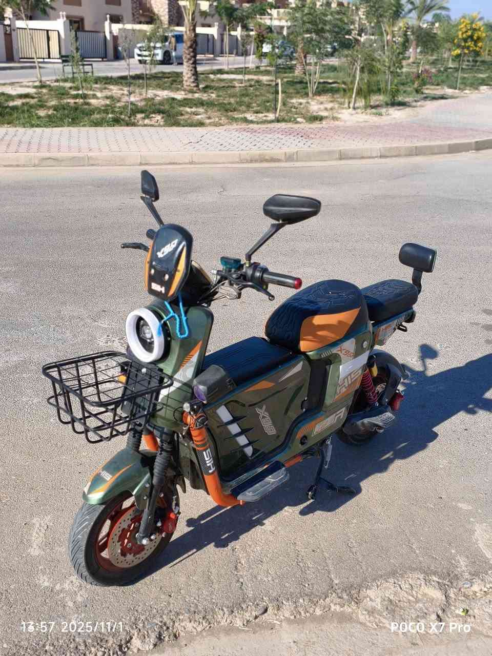 دراجه شحن X900 للبيع او مراوس يرهم.
مواصفات: 5بطاريات 32 امبير و صندوق وسماعات.
والدراجه في حاله المستعمل و نوعاً ما نظيفه.
والسعر يكون 450 وبي مجال مكان كركوك


**إذا كنت صاحب هذا الإعلان وتريد حذفه لأي سبب، رجاءا أرسل رسالة إلى الدعم الفني**