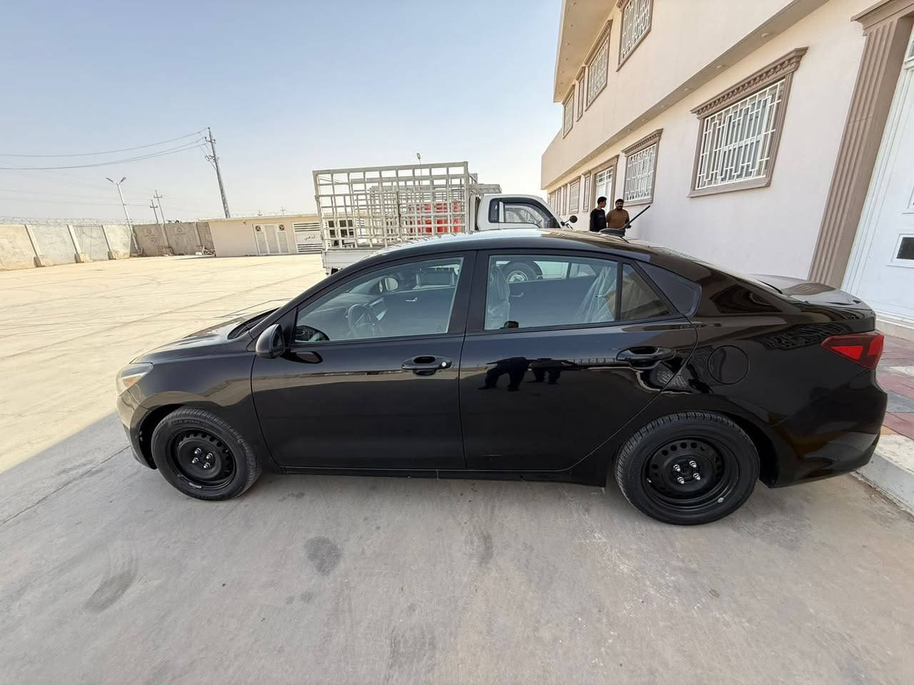 كيا ريو S 2019 جاهزة مال بيت بيع مستعجل
السلام عليكم كيا ريو S 2019 وارد امريكي محرك 1600 المرغوب ماشية 55 الف فقط ترايها زيرو
مواصفاتها شاشة وكامرة خلفية نظام مانع انزلاق Abs الجام كهرباء لايت اوتو  تخم تاير جديد باتري جديد تبريد ثلج منظومة جديدة حدادية مال زيرو مابيهه أي نقص جاهزة من كل النواحي وأحلى من الصور كير مكينة كفالة حادثها بنيد وجاملغ جهة اليمين وبالعراق تبدلت الباب ايضاً جهة اليمين رقمها قادسية معوقين باقيلها 7 أشهر وتصير حرة مكانها النجف بيع نقداً فقط 
السعر 95 ورقة 
***********
***********

