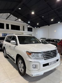 لاندكروزر GXR • ٢٠١٥ • بدون حادث