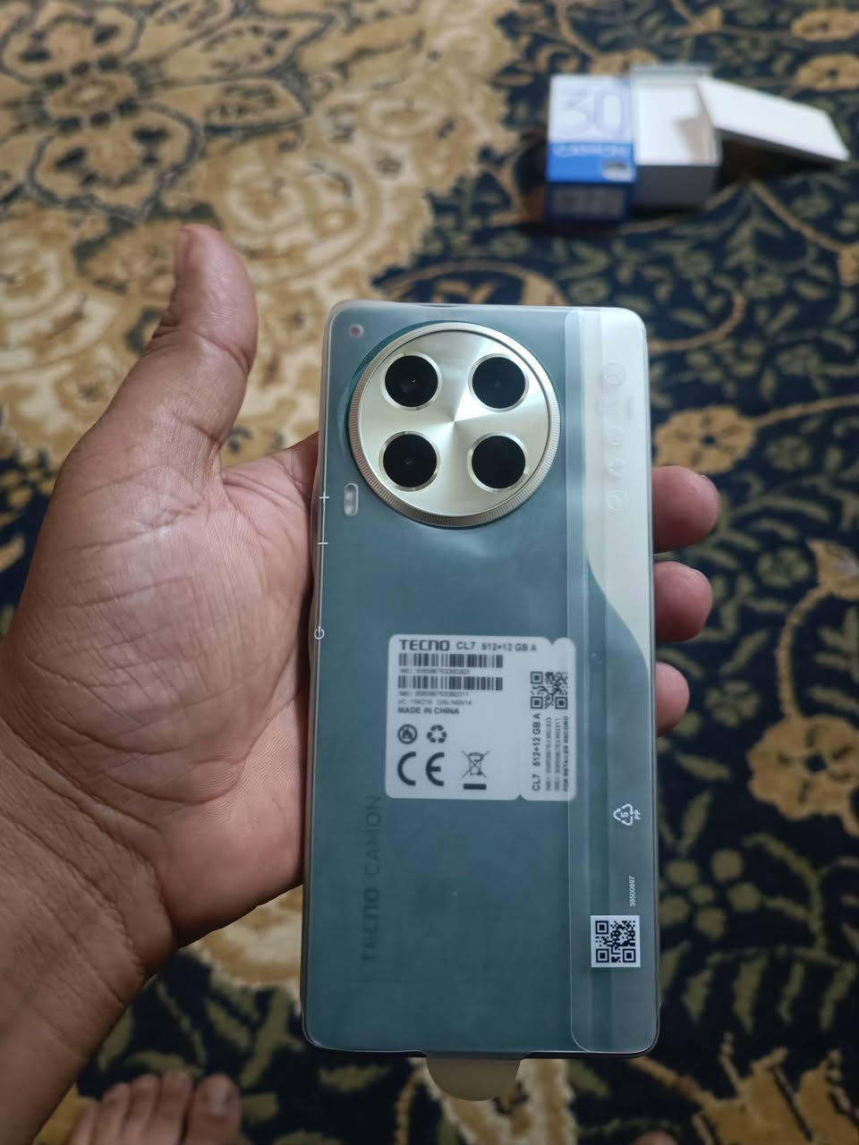 سلام عليكم  جهاز للبيع بعده ممفتحوه ولك بعده جديد هستوني مشتري سعره 350 وبي مجال ذكره 512مكانه كربلاء حي الوفاء رقم ***********
