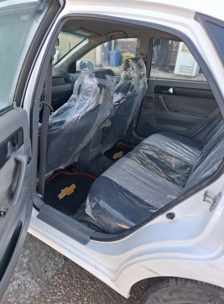 اوبترا للبيع او مراوسه تكسي موديل 2009 كير عادي قطرة بانزين.  رقم اربيل شرط التحويل كاربون بانزين موجود بيها سنوية الى 2029. 4 تواير جدد . سياره نظيفه بيها دوار اثنين صبغ خفيف وتصليح بارد بس .. السعر85  وبيها مجال كلش بسيطط
اتصال على الرقم

***********4 موصل, نينوى
