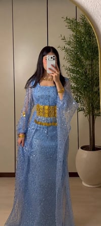 الزي الكوردي • حزام ذهبي • مبطنة