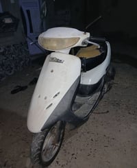 للبيع ماطور بانزين نوع هوندي ياباني السعر ١٠٠ الف للأستفسار ٠٧٩٠١٨٩٠٤٤...