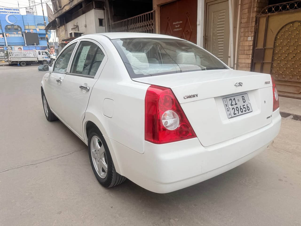 A5 
موديل 2013گير ومحرك شرط سيارة 110ماشية سنوية جديد لحد 2029 رقم دولي بيها دفتر بانزين بيها صبغ صندوق بدون دواخل چاملغ سايق بدون دواخل يعني قطعتين فقط صدر جديد تيارات جديد تبريد ثلج تدفئة شغال كهربائيات كلها شغال  سعر 57وبيها مجال بسيط رقم ***********عنوان كركوك طريق بغداد يم حلويات اطلس سيارة نظيف مال بيت بدون نواقص سعر مناسب كركوك, العراق
