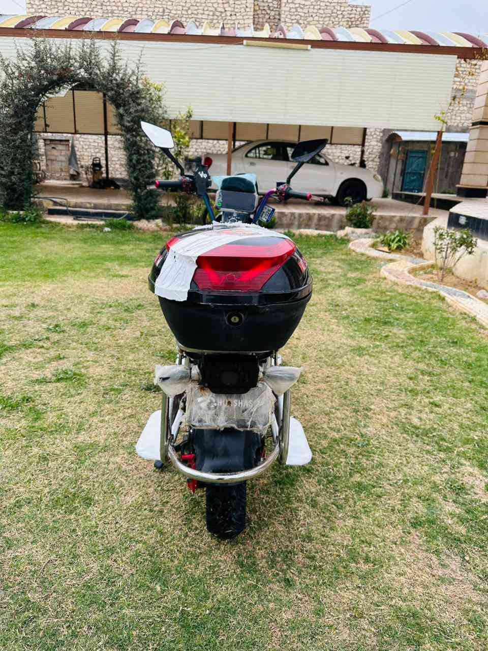 متاح دراجه شحن موديل ٢٠٢٥ شكل ٢٠٢٦ اخر اصدار سماعه جوه الكشن نضافه مثل موضح بصور و الفديو ٦ بطاريات كله ع فحص تقرا ١٠ تخم هيوشا الدرجه كله كفاله ع فحص وين ما يعجبك سعر ٦٢٥ وبي مجال 
مكاني الانبار هيت حي البكر *********** اتصال واتساب
