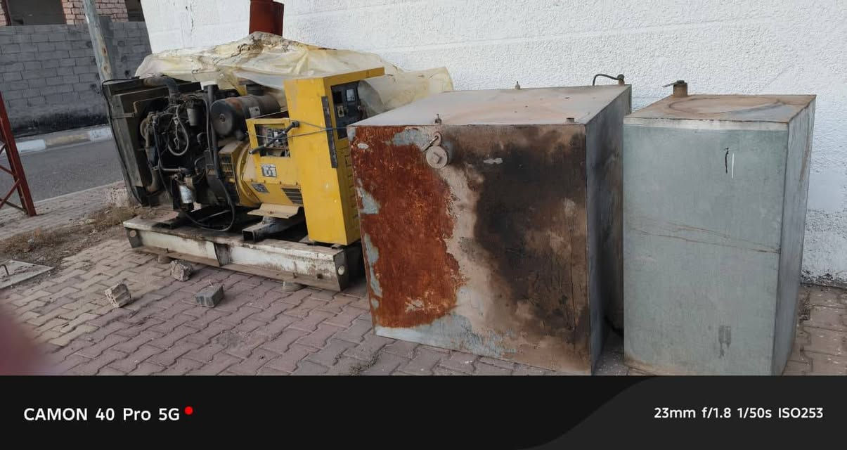 السلام عليكم

🔌 مولد كهربائي للبيع – بير كينز أصلي
📍 الموقع: الرمادي
🔹 النوع: بير كينز
🔹 القدرة: 70 ك.ف.أ (70 KVA)
🔹 النظام: 3 فيز
🔹 الأمبير: كل فيز 100 أمبير
🔹 الحالة: شغّال وجاهز للعمل
💰 السعر: 23 ورقة وبي مجال
✔️ مناسب للبيوت الكبيرة، الورش، المحلات، والمشاريع
✔️ يتحمل شغل ثقيل ومجرب
✔️ معروف بالقوة وقلة الأعطال
📞 رقم الهاتف: ***********
