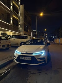 للبيع كورلا 2025 فول مواصفات ماشيه 45 الف. بيه جاملغ امامي وباب مبدلات...