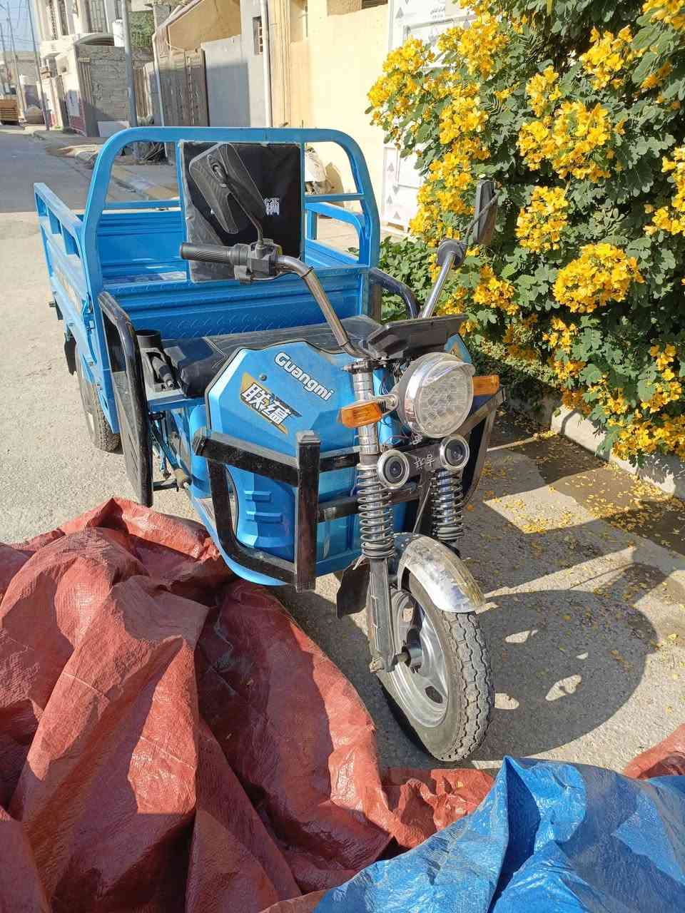 السلام عليكم
اقرة المنشور زين

ستوته شحن للبيع موديل 2025 جديدة مستخدمه شهر بطاريات 5 كاملات جدد مابيها اي شي جديدة ومسعجل جدا عل بيع وهي سعرها الاصلي والله بمليون و400 الف بس اني مستعجل ومحتاج ورايدها بمليون فقط لان محتاج ابيعها ب هيج سعر وماعتقد اكو هيج سعر مكاني كربلاء للاستفسار *********** بي واتساب
