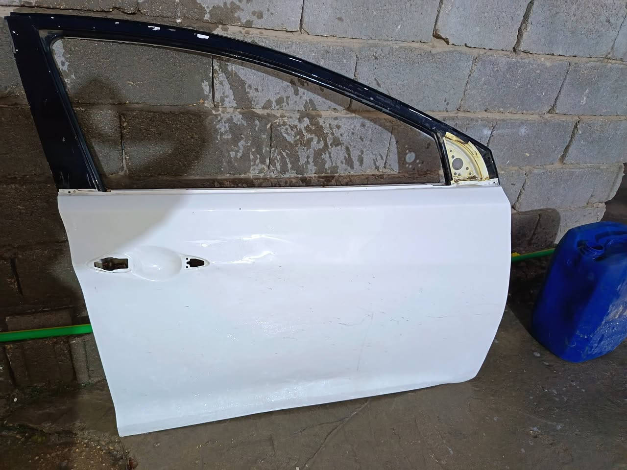 باب النتره جه العبري مكفول من الصبغ بي بارد طختين العنوان كربلاء السعر ١٥٠ رقم تليفون ***********
