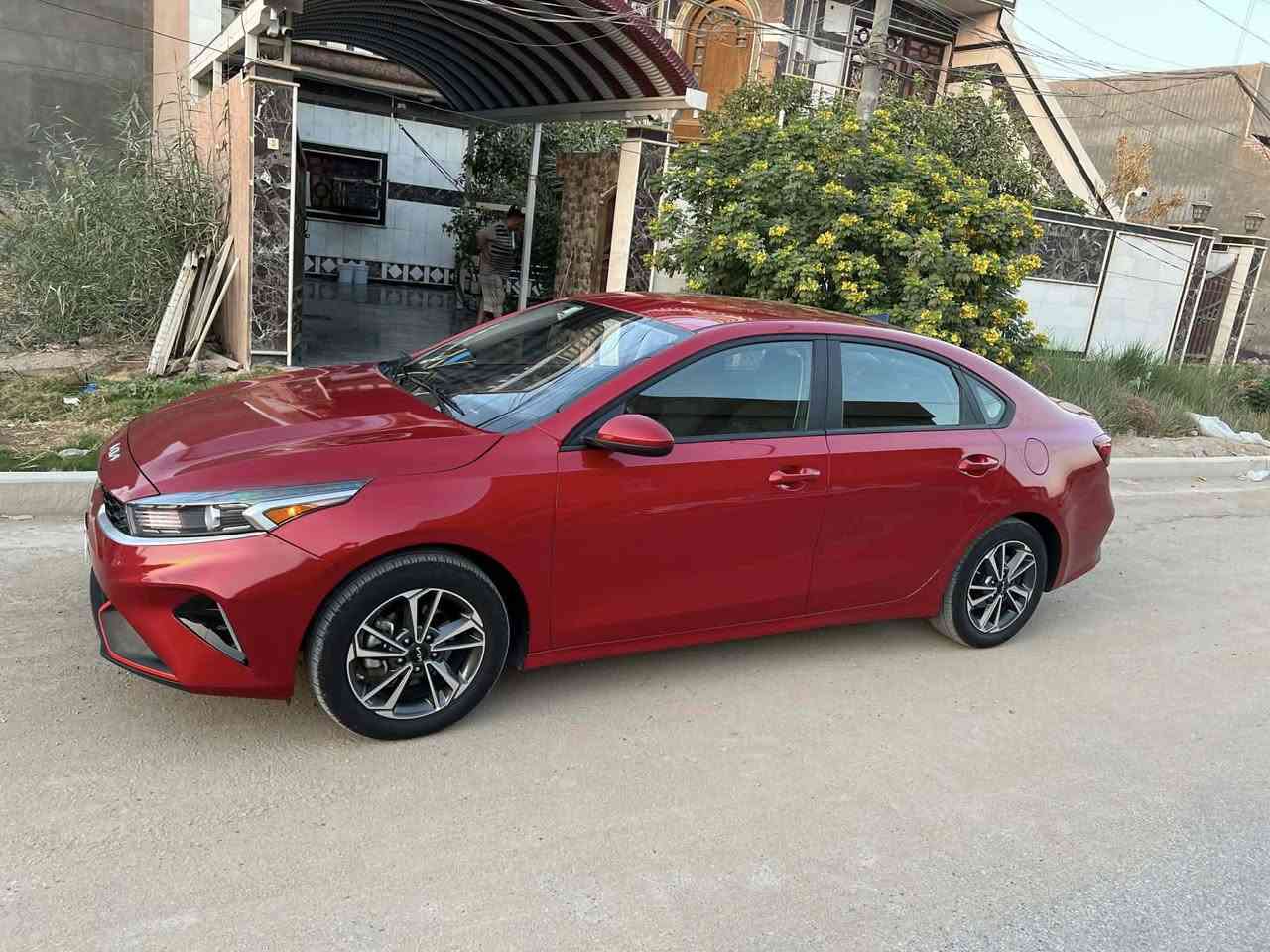 من رخص الادمن  المحترم
كيا فورتي موديل 2024 فئتLS) 
مكينة 2000دوش
3 وضعيات  قيادة تحديد مسار رادار مثبت سرعة /قيادة ذاتية تحكم سيرن جهتين/ شاشه /كامرة دوارة 
لايت زنون
ما شيه 35 الف    (بدون رقم )
حادث سطحي ( بنيد + بدنه  و راديتر ) 
‼️فقط السيارة كفالة عامة  ‼️
من شخط او بارد ورصعه او صبغ او شاصي و لغده او تكحيل
 
 فقط (بنيد ) قطعة وحدة✔️🫆
  
شرط السونار وين ميجبك 
بابل مركز المدينة حي الزهراء قرب مدرسة المضريه 
السعر148 وبيه مجال 
مكلف بالنشر 
رقم /  ***********
