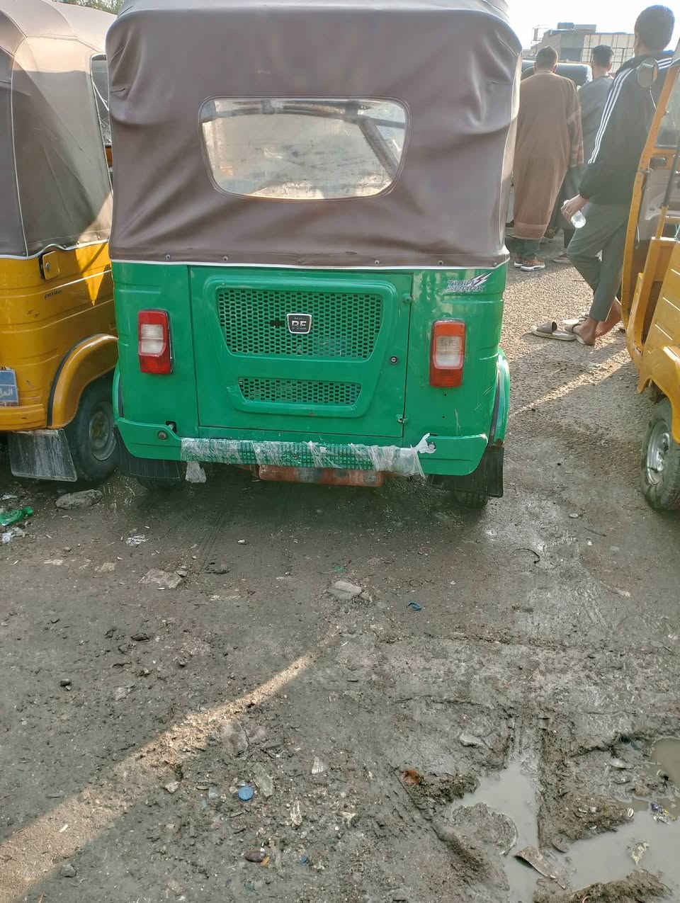 السلام عليكم تكتك 2022 رقم وسنويه بسمي مكفوله من ضربه ومعجون مكينه مكفوله تكتك خير من الله بيها فقط خياس الدوس السعر 8ونص وبيها مجال مكاني المعامل عله السياحي ***********
