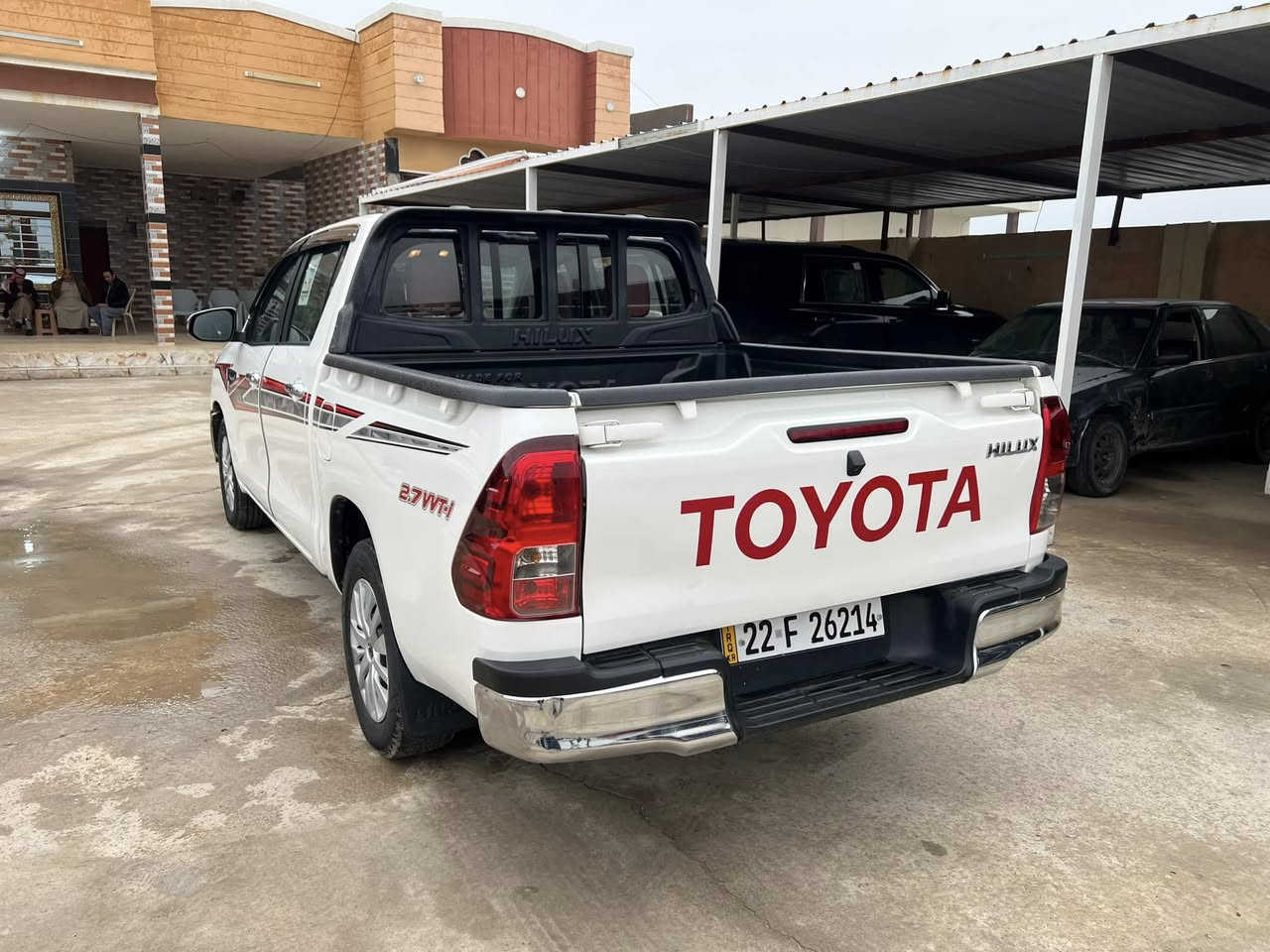 سلام عليكم 
بكم هايلوكس للبيع
موديل 2023مكفوله
بدون ضرر رصعه 
كير ومحرك شرط 
تواير وصدر جدد
السعر 255 وبيها مجال للطيبين 
الرقم ***********
