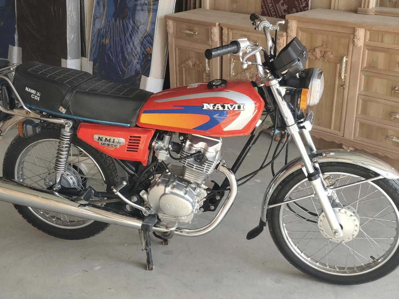 سلام عليكم
نامه شلابجه بدون موديل 2023 مامفتوح برغي بيها سعر 950وبيه مجال قليل رقم صاحب دراجه ***********
