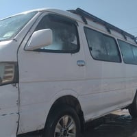 جنبي H1 2014 بيها طخه بالبجم والبصفحه الطويله سنويه 29 كير مكينه كفاله...