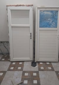 بيبان ألمنيوم • ٢ قطع • مستخدمة قليل