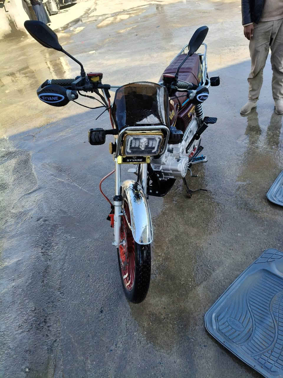 اسلام عليكم موطور25محرك 200 للبيع السعر 850وبي مجال رقم الهاتف ***********
