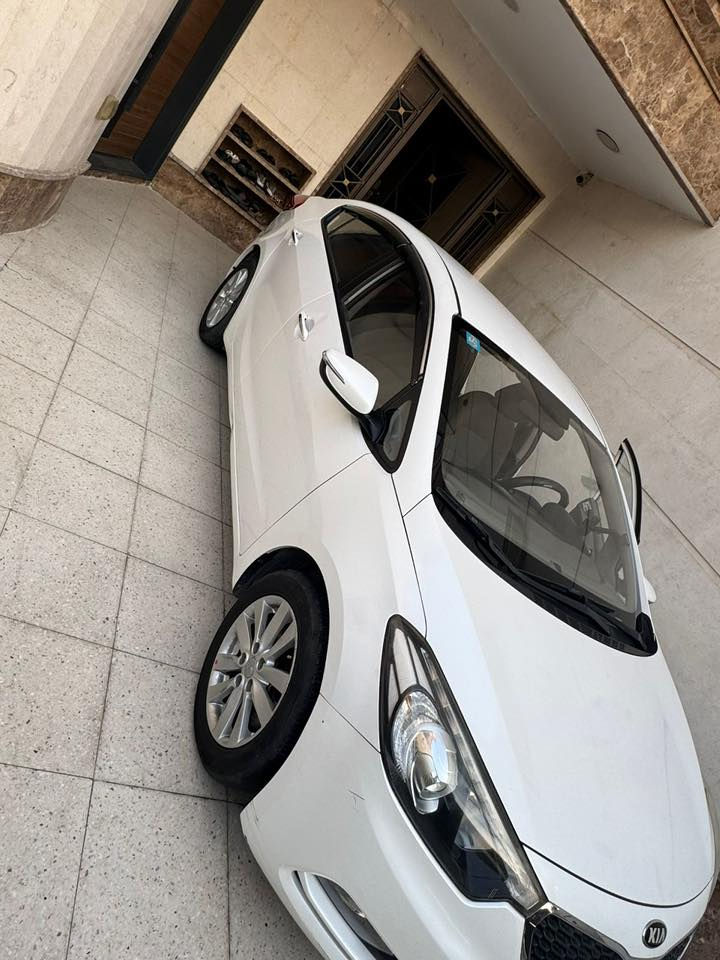 - [ ] السلام عليكم
- [ ] سيراتو موديل ١٦ 
- [ ] ١٦٠٠ دوش 
- [ ] ماشية ١٥٠ كيلو وقابلة للزيادة 
- [ ] سيارة فقط جاملغ امامي ايمن مبدل . البلادي مالتهة موجود 
- [ ] مواصفات عادية 
- [ ] السعر ١٢٥$ وبيهة مجال مال بيع 
- [ ] مكانهة بغداد 
- [ ] للاستفسار.  ‭٠٧٨٥ ٦٧٦ ٥٤٤٠‬
