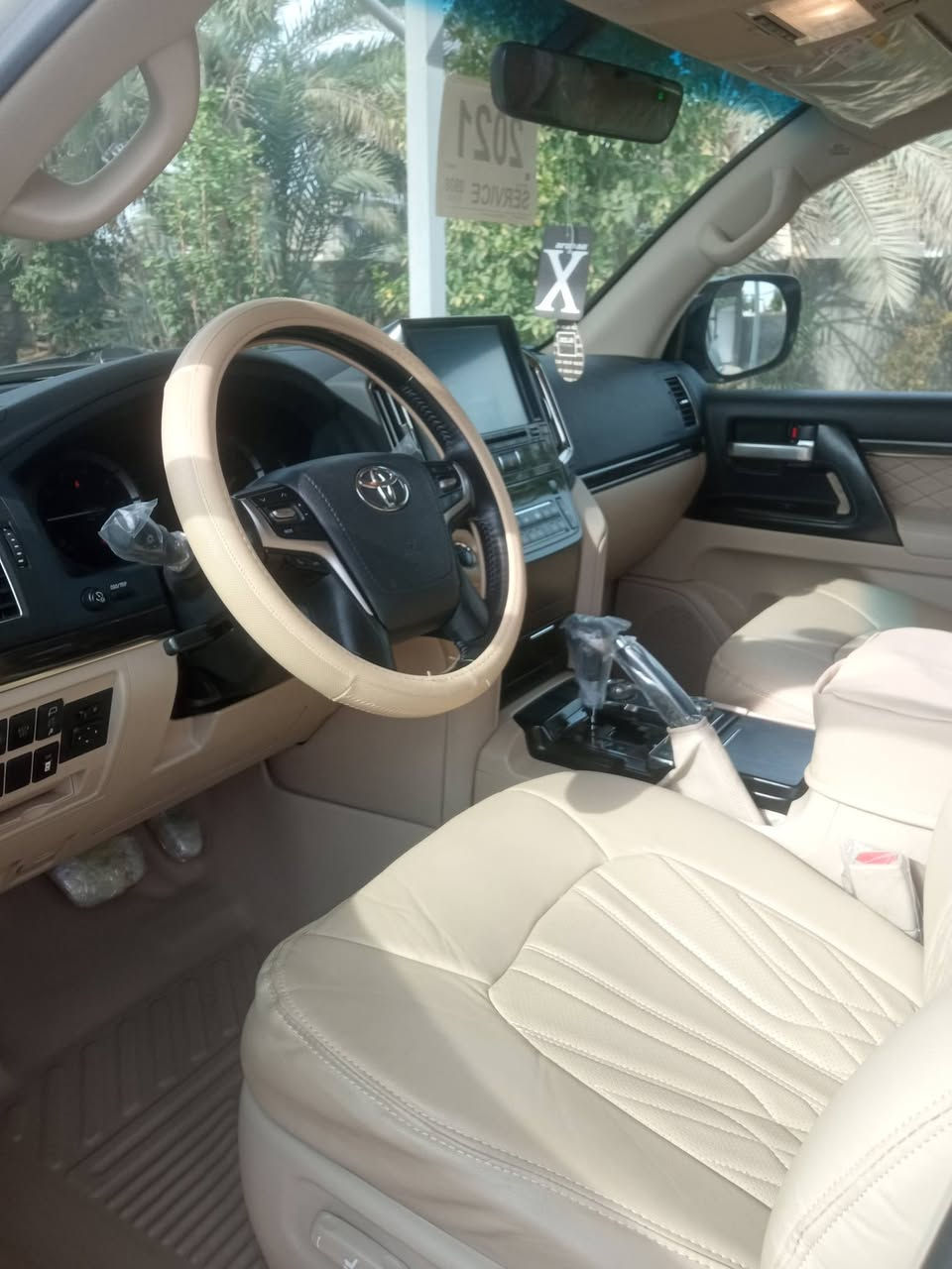 السلام عليكم لاندكروز للبيع موديل 2021 فطيم ماشيه 19 الف رقم مكفوله كفاله عامه اربيل دولي بأاسمي شخصيا مكاني حله للاستفسار على الرقم ***********
