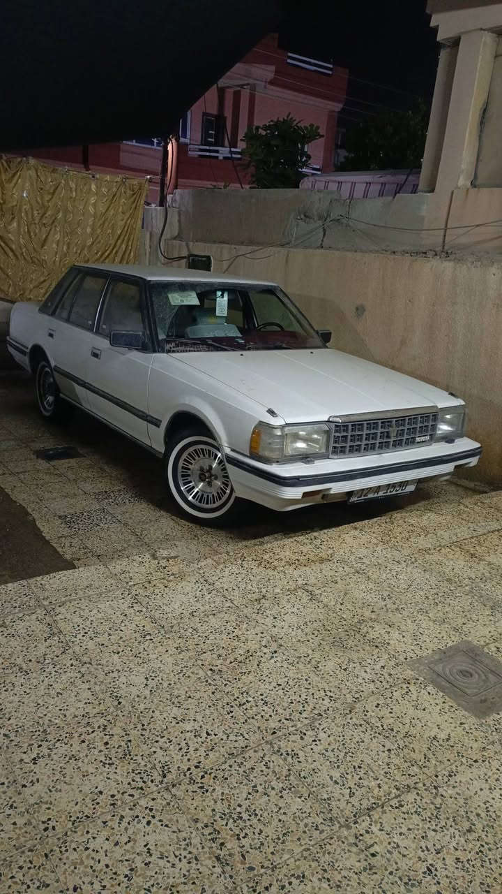 السلام عليكم سوبر موديل 85سياره ابلاديه كير محرك ابلادي رقم نينوى دولي بدون صبغ تبريد شغال شرط التحويل مكاني موصل 
السعر 65ورقه وبيها مجال بسيط
باقي التفاصيل على الرقم 
***********
***********
