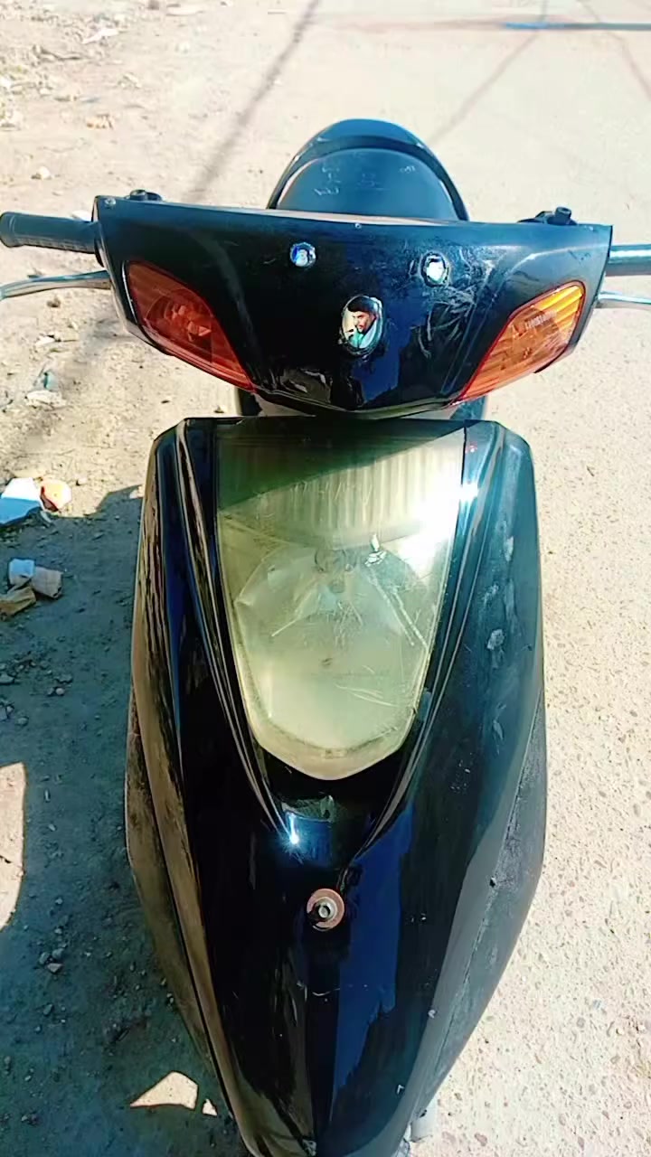 سلام عليكم دراجه بريز للبيع مكان مدينه الصدر ***********
