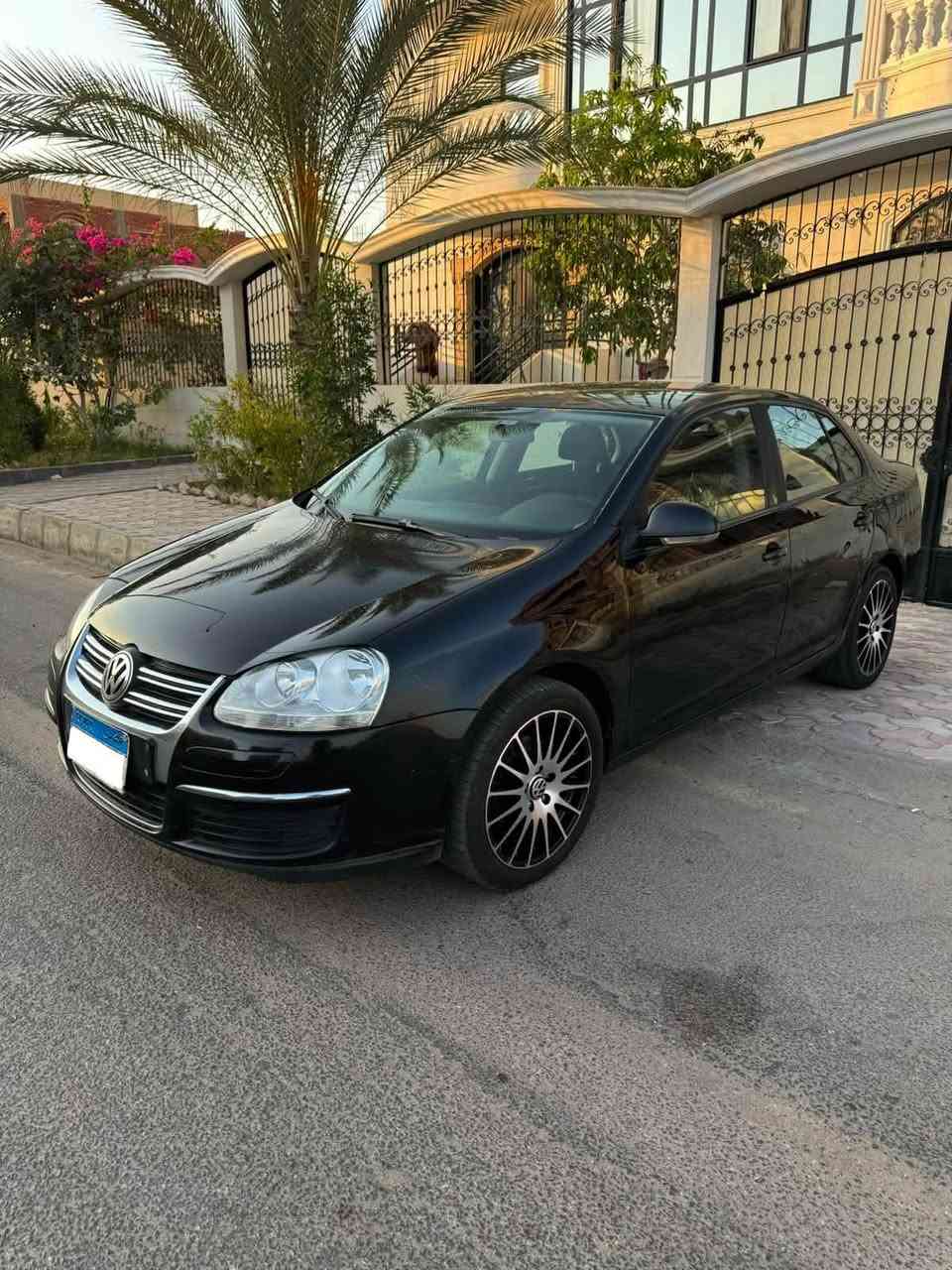 VW Jetta 2011
فبريكا بالكامل بره وجوه
 (بدون دهانات )
عداد 200 km 
صيانات توكيل بالفواتير 
من اول مالك من الزيرو 
رخصه سنه 
لا تحتاج مصروف 
بحاله الزيرو بكياس المصنع
كتالوجات مفتاح اسبير لم يستخدم
للتواصل/ 01030443503


**إذا كنت صاحب هذا الإعلان وتريد حذفه لأي سبب، رجاءا أرسل رسالة إلى الدعم الفني**