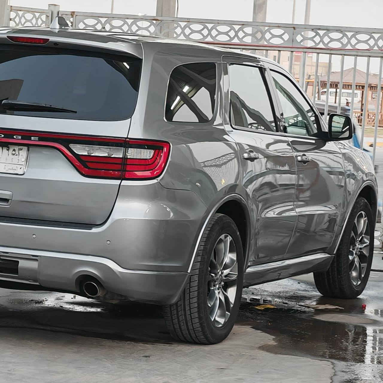 السلام عليكم دوج دورنكو حادثها اخر صورة موديل 20 رايدها ب 242. مكاني بصرة والسيارة تخبل
*********** بي واتساب آفاق, القادسية
