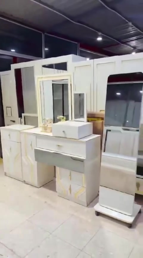 غرفه تركي 10قطع مودرن حديث
نظافه /90💯
شد ونقل داخل بغداد مجاني
محافظات بكروه


**إذا كنت صاحب هذا الإعلان وتريد حذفه لأي سبب، رجاءا أرسل رسالة إلى الدعم الفني**