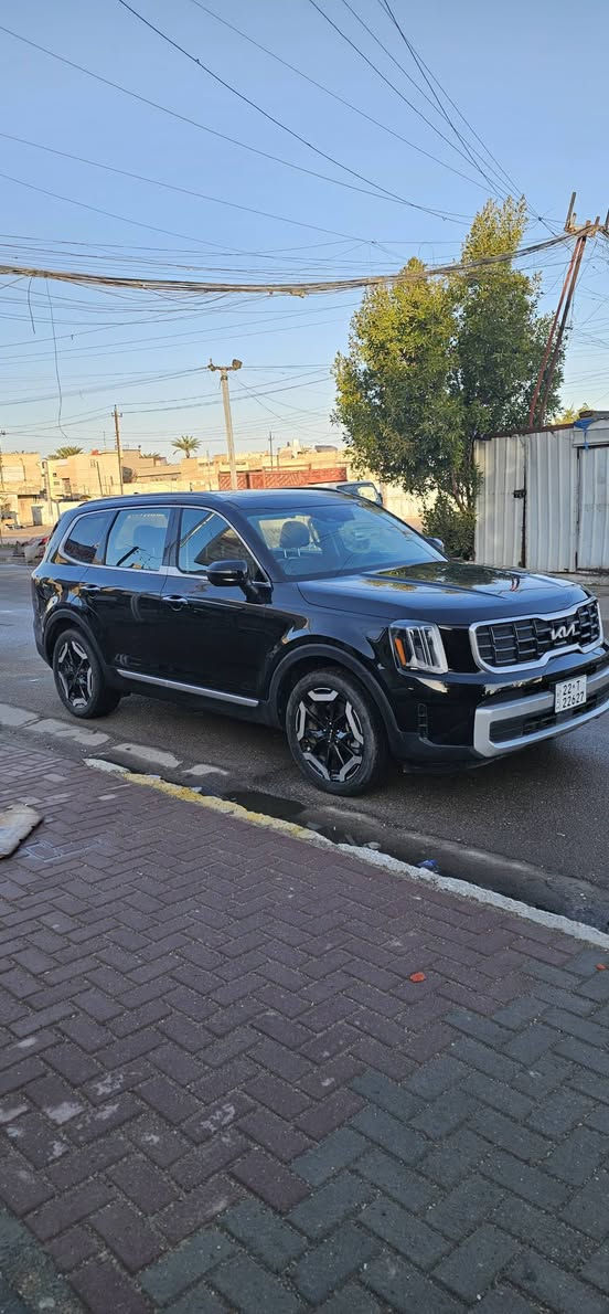 السلام عليكم ورحمة الله
للبيع سيارة: كيا تيلورايد  S وارد امريكي  موديل 2024
رقم اربيل الجديد ترقيم جديد اوهزه او فحص جدد مانافذات  تحويل مباشر للمشتري
•الضرر:  واضح بالصور باب السائق بي بارد او باب الخلف السائق تبدل نفس الون او جاملغ خلف اتصلح ونصبغ   ايرباك البرده والكوشن ضاربات ومصلحات
•

•المواصفات :
▪️السيارة: كيا تيلورايد S لون اسود 
▪️المحرك: 3.8L (ستة سلندر)
▪️العداد: 29000 الاف ميل  
▪️حجم الويل: ويل كب حجم 20 مع طقم تايرات بحالة ممتازة مشلن 
▪️تحديد مسار
▪️سلايت روف [ فتحة سقف ]
▪️خاصية تحديد المسار
▪️رادار امامي للتوقف التلقائي
▪️حساس خلفي
▪️حساسات و رادارات الاجتياز الجانبية (نقاط عمياء)
▪️كامرة خلفية دوارة اصل مع الستيرن
▪️تحكم فول كهرباء لمقعد السائق 
▪️شاشة الدشبول حجم كبير للتحكم بايعازات السيارة
▪️كشنات السيارة جلد اسود اصل
▪️تدفئة الكشنات المقدمة
▪️السيارة 7 راكب
▪️ثلاث قطع تبريد
▪️تشغيل عن بعد
▪️سستم صوت
▪️المقاعد الخلفية منفصل ملكي
▪️تحكم ستيرن جهتين بلوتوث وحاكية وكروس سرعة وتحكم صوت 
▪️نظام ABS مانع انزلاق

السعر المطلوب 280 ورقه مع المجال بسيط او مراوس حسب القناعه
 
للاستفيار اكثر الاتصال او واتس اب على: ***********
مكان السياره بغداد حي العامل من جهة السريع بغداد, العراق
