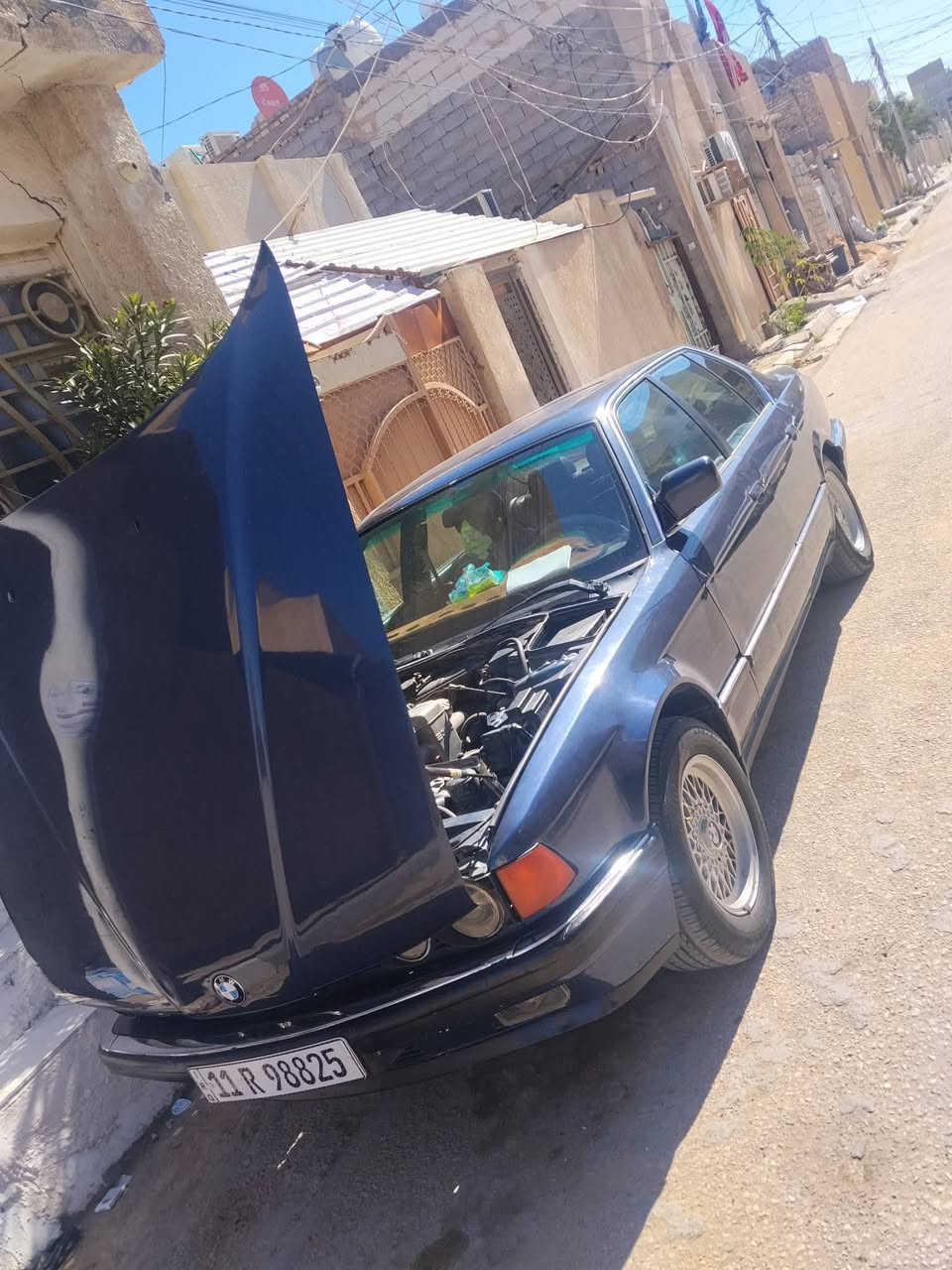 البيع أو مراوس حسب القناعة مكان السياره كربلاء مصبوغة عام للجماليه السعر 50وبيه مجال ***********
