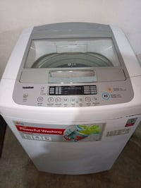 للبيع غسالة ملابس فوق تماتيك  شرط الشغل والنظافة LGكوري  07827181060وا...