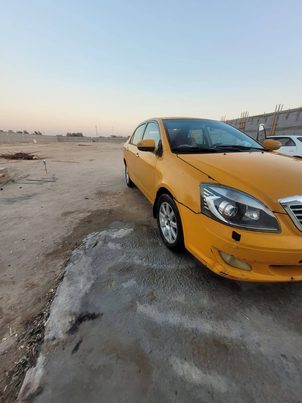 سياره جيلي مديل 11مكينه وكير كورله لا تنقص ولا تبخير رقم احمر بغداد ابيع سياره بدون راعي اكفل سرعه وعشاير فقط  مكان سياره البصره القبله سعر 20 وبيها مجال بسيط ***********
