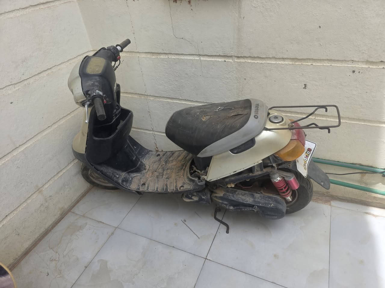 دراجه بطه ٢٠٠٦ دراجه قبل شهر جانت تشتغل بس اشتريت سياره وما عندي احد يطلع بيها ونتركت ابيع حديده ١٥٠ جوه ال١٥٠ بربع ما ابيع مكاني كربلاء مجمع سيد اسماعيل ***********

