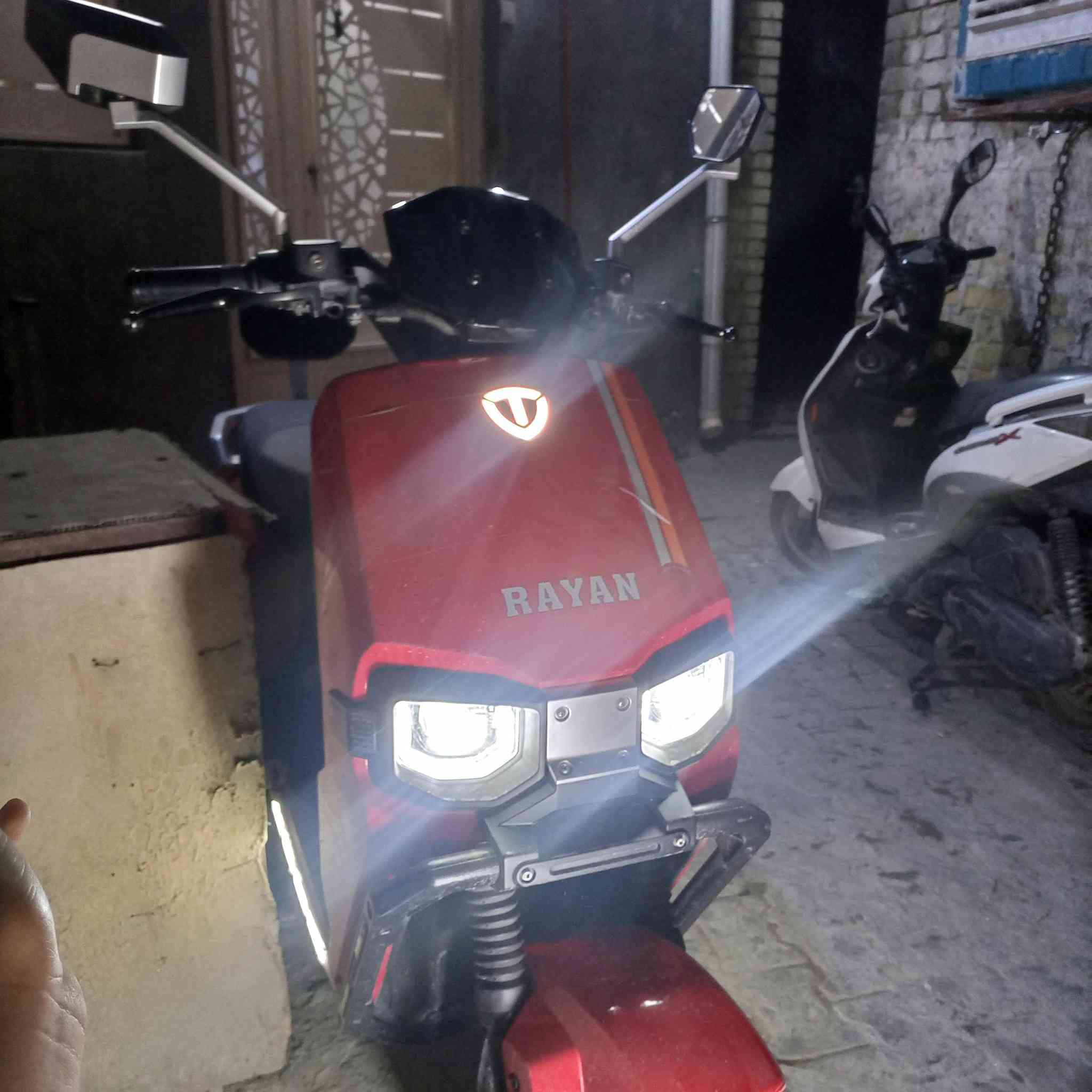 السلام عليكم
دراجه شحن استعمال قليل بعدها بليلونها بطازيتها سته كبار لتواصل واتساب***********
العنوان بغداد النهضه قرب مركز الشرطه😍🌹🌹
